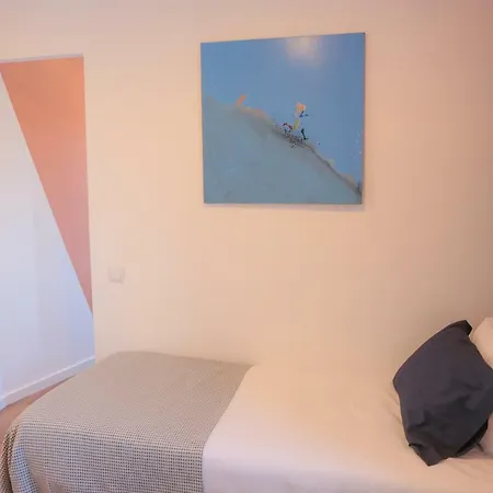 & Suites קמיניה