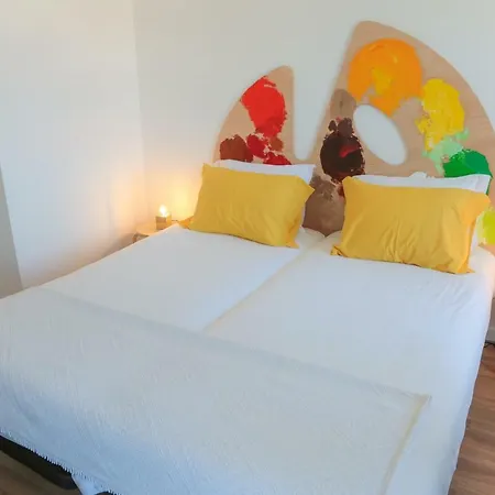 Hostel & Suites